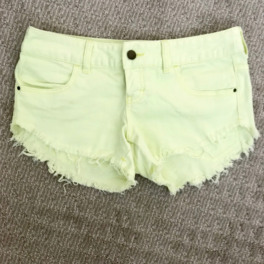 Neon yellow billabong shorts